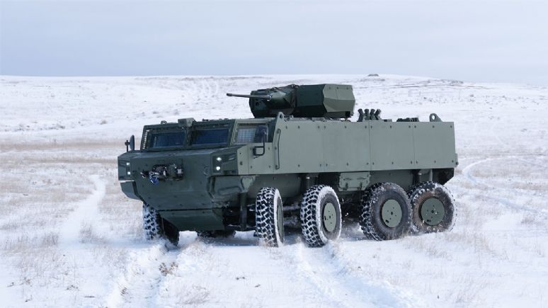 Zırhlı personel taşıyıcı üzerine entegre edilmiş hidrolik kurtarma vinci uygulaması